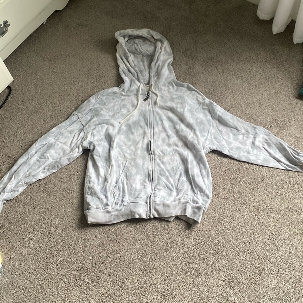 Grey and white tie dye sweatshirt